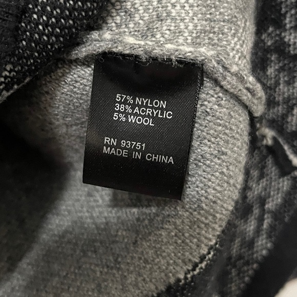 Colour Works Womens Sweater Size XS Gray Multicolored Jacquard Printed Knit Top - Picture 6 of 9